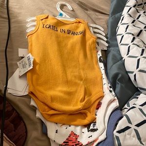 4 pk baby onesies
